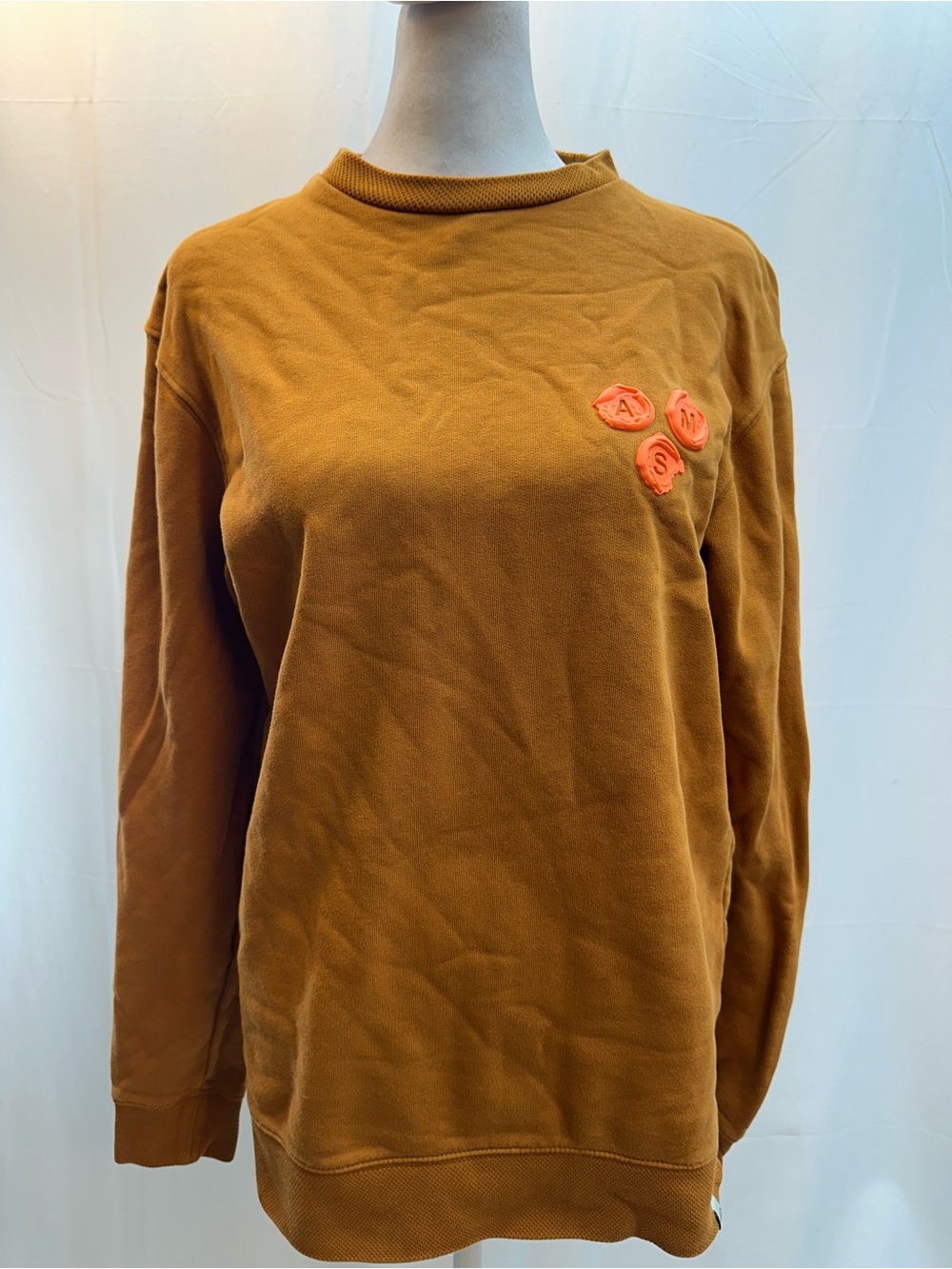 Scotch & Soda Camel Brown Crewneck Sweatshirt with Lettering Patch Details S